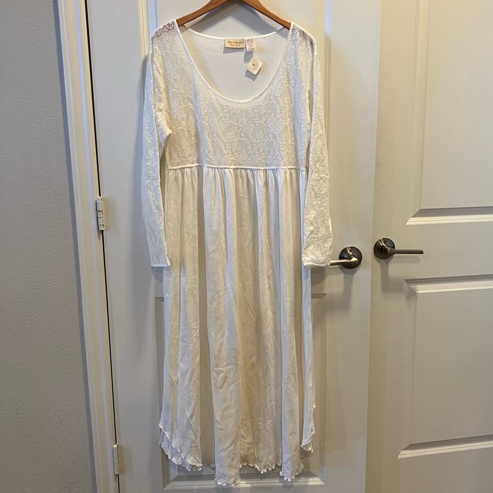 VS Gold Label Vintage Lace Cotton Dress